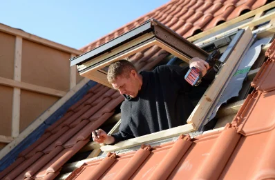 Pose de fenêtres de toit Velux à Leintrey